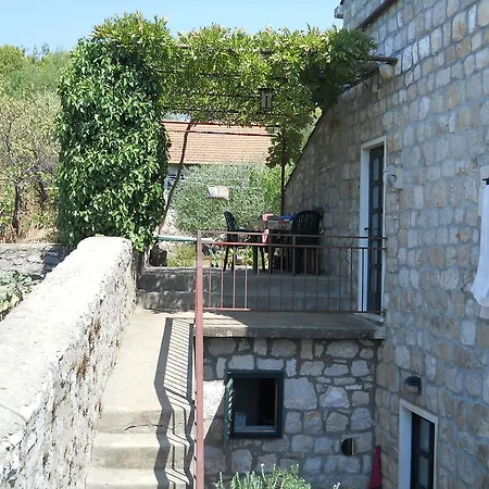 Penzion And With Wifi Kolocep 15109 3*